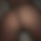 In bed (1 pic 1 vid)